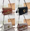 Akşam çantaları omuz çanta deri totes tasarımcı çanta UnderMarm crossbody çanta stüdyosu kadınlar için trend kahverengi çanta çanta vintage messenger cüzdan