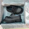 Designer Steroidss Scarpe derby Scarpe da ginnastica nere Uomo Scarpe da uomo EVA Punta tonda extra Materiale leggero Stringate Sneaker di lusso Panno morbido nuova Taglia moda 38-44