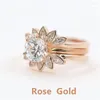 Mit seitlichen Steinen ROMAD 3-teiliger Ring/Set Roségoldringe für Frauen Blumenförmiger weißer Kristall-Zirkon-Hochzeits-Verlobungsring Größe 6-10 Anillos