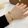 Car tires's New Brand Classic Designer Bracelet Leopard Head Treasure Craft Light Luxury Personalized Ins Style High Definition Sharp Goods With Original Box