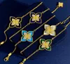 RC ITALY BRAND CLOVER DESIGNER BRACELTS 18K GOLD SHINING BLING CRYSTAL Diamond Sweet 4 Leaf Flower Bangle Jewelry 8163826