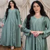 Abbigliamento etnico Diamanti musulmani Abaya per le donne Abito lungo con scollo a V Abito leggero di lusso in Arabia Saudita Pullover Jalabiya allentato Caftano solido