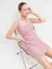 Casual Kleider Frauen Rosa Mini Kleid Plissee Breite Schulter Gurt Slim Fit Elegante Femme Ärmellose Kurze