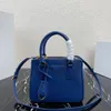 Famous designer's fashionable solid color crossbody bag, women's temperament, mini shell bag, socialite style, shopping and dating trend, handbag, business style