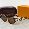 Солнцезащитные очки класса люкс для женщин, кошачий глаз, индивидуальный дизайн, золотистая ножка с коробкой, для вождения, для путешествий, покупок, с видом на пляж