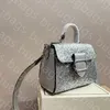 Lüks Moda Mini Glitter Pulin Monogramlı Kilitleme Messenger Çanta Lüks Baget Cüzdan Lüks Düğme Strap Cüzdanlar Crossbody Tasarımcı Çanta Kadın Çanta Omuz Çantası