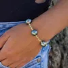 Sötvattenspärlsmycken sätter Hawaiian Imitation Tahitian Barockörhängen Halsband Armband Set för kvinnors smycken på nacken 240102
