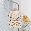 Children Waterproof Stuff Accessories born Feeding Eating PU Bibs with Sleeveless Infant Dining Pocket Anti-dirty Apron 240102