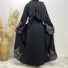 Ethnische Kleidung, elegante Abayas für Frauen, muslimisches Hijab-Kleid, Kimono, Dubai, bescheidene Robe, Applikationen, lange Ärmel, islamischer arabischer Ramadan-Kaftan