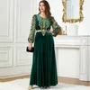 Abbigliamento etnico Zigui Abito in velluto Donna Ricamo di lusso Perline Verde nerastro Abaya Abito con maniche a sbuffo Festa musulmana
