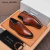 Berluti Mens Leather Chaussures formelles Berlut Bru Mens High End Quality Cow Business Robe Casual One Kick Lazy RJ 64LP