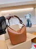 2024 Fashion LOE Crossbody Bag Women's Large Capacity Zipper Opening Leather Luxury Versatile Designer Simple Shopping Bag loeewes Bags