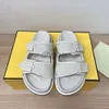 Mannen Vrouwen Sandalen Designer Strand Slides Schoenen Rubberen Zolen Dubbele Band Platte Gesp Slippers Muilezel Schoenen Lederen Zomer Slippers