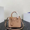 Famous designer's fashionable solid color crossbody bag, women's temperament, mini shell bag, socialite style, shopping and dating trend, handbag, business style