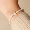 Charm armband charmsmic 26 engelska brev imitaion pärla elastiska hängsmycken par älskare vänner födelsedagspresent