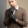 Guantes de piel de oveja auténtica para hombre, guantes de invierno cálidos con pantalla táctil para enviar mensajes de texto, forro de cachemira para conducir en motocicleta, 240102