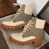 2024 Haute qualité Femmes Designer Bottes En Cuir Martin Cheville Chaelsea Boot Mode Antidérapant Vague Couleur Caoutchouc Semelle Élastique Sangle Luxe Confort Exquis