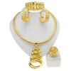 Dubai Gioielli Donna Set di piatti in oro Moda Girocollo Ciondolo Grandi Orecchini Nigeriano Collana africana Orecchini Bracciale Anello Bijoux 240102