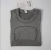 Lu Yoga Women Designer Lomlulu Yoga Tシャツ女性用Tシャツ高弾性通気性ランニングトップクイック乾燥シームレススポーツサイクリングジムWEAR LU