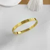 Designer-Armreif mit Schraubverschluss, modisch, luxuriös, für Carer, Original, trendig, 18 Karat Gold, Diamant für Damen und Herren, Nagelarmbänder, Silberschmuck, Armband ZF7J