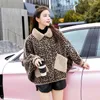 Giubbotti da donna Donna 2024 Autunno Inverno Leopardo Visone Velluto Cappotto in pile Moda Pipistrello Cardigan Capispalla Donna Caldo Giacca allentata casual