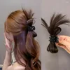 Haarspangen für Damen, halbe Krawatte, Klauenfeder, Federball-Kopf, faule Fleischbällchen-Krabbe, Clip, Perücke, Fangen, hohes Zubehör