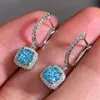 Klassieke ontwerper 18K witgoud vergulde vierkante vorm Zirkonia Clip-on oorbellen voor dames Saffierkristal Diamanten oorbellen Dangle Earring Anti-allergie