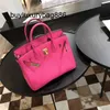 Bolsa de couro genuíno bk 2023 nova bolsa de couro genuíno rosa vermelha bolsa feminina camada superior ombro único cruz