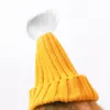 Pendentif Colliers 10 pcs Pom-Pom Chapeau Fluffy Pompons Décor Accessoires détachables Topper noir pour chapeaux