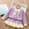 Kleidung Sets Kinder Mädchen Pullover Herbst Bogen Knoten Stricken Prinzessin Stil Zwei Stück Set Gestreifte Runde Kragen Taste Dekorieren