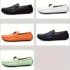 Zapatos transpirables de verano 2023, mocasines de cuero para hombres, diseño de marca, planos hechos a mano, mocasines suaves, diseñador de barcos 240102