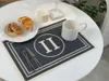 Tovaglietta arancione in cotone e lino Tappetino per tazza da caffè usa e getta impermeabile Tovaglia Sense Tappetino da cucina Set da tè 29x43 cm