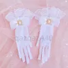 Cinq doigts gants chic lettre broderie dentelle gants crème solaire lecteur mitaines femmes longue maille gant fête robe de mariée gants bras manchette bijoux