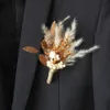 Mini Bouquet de fleurs séchées, boutonnières pour garçons d'honneur de mariage, boutonnières, herbe de la Pampa, demoiselle d'honneur, décor de Table pour gâteau d'anniversaire, 240103