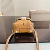 Kolekcja torebek monety Crossbody Borb Cognac Family Mini Crossbody skórzane wykończenie modne damskie damskie