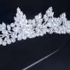 ThreeGraces Scintillante Bianco Cubic Zirconia Elegante Fiore Regina Corone Diademi Accessori per capelli da sposa Gioielli per le spose HA027 240103