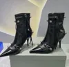 Stiletto Bottines à clous avec boucle ornée de chaussures de qualité de créateurs à talons hauts