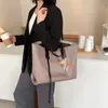 Grand sac fourre-tout en Nylon de haute qualité, ouverture à fermeture éclair, grande capacité, sac à main pour femme, pendentif de Shopping OL, épaule 240102