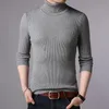 Jesień zimowej marki czarny golf Slim Fit pullover solidny oddychający kolorowy sweter 240103