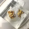 Nagelkonstdekorationer unika vita trendiga guld stilfulla iögonfallande barock lyxiga detaljer -sålda eleganta ängel charms