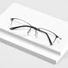 Lunettes de soleil Cadres Business Style Semi Rimless Rectangle Lunettes Cadre Hommes Pure Titanium Demi-lunettes sans cadre Femmes Optique sans vis