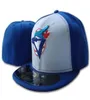 Ready Stock Toronto Monterade hattar på fält baseballmössor Vuxen platt visir Hip Hop Royalu Blue Color Fited Cap för män och kvinnor2951986