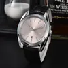 OM New Stitches Luxury Mens Watches Quartz Watch عالية الجودة أعلى العلامة التجارية مصممة على مدار الساعة حزام الفولاذ المقاوم للصدأ ملحقات الموضة هدايا العطلة OM05