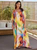 Traje de baño para mujer Edolynsa Plus Tamaño con cuello en V Vestido largo bohemio Kaftan Color vibrante Traje de baño Cover-up House Robe Outfit Beach Q1594