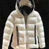 Luxury herenontwerper Down Jacket Winter Nieuwe Cotton Womens Parka Trench Coat Men en Women dezelfde mode Warm Black Golden Z6
