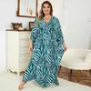 Damen-Badebekleidung EDOLYNSA Schwarzer V-Ausschnitt Zebrastreifen Böhmischer bedruckter Urlaubskaftan Damen Langer Badeanzug Cover Up Strandkleid Q1297