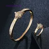 Designer-Schmuck, Autoreifen, klassische Armreifen, Armbänder für Damen und Herren, 18-karätiges Goldkarten-Leopardenkopf-Mikro-Intarsien-Zirkon-Armband-Ring-Set mit Originalverpackung