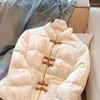 Damskie okopy płaszcze chińskie styl zimowy miękki kurtka Kobiet retro etniczny biały stojak na stojak na kołnierz z polaru bawełniana płaszcz parkas zniszczona