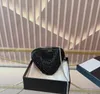 Saco de designer brilhante mini triângulo sacos diamante grânulo crossbody saco ombro único corpo cruz contas brilhantes