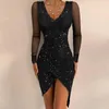 Casual Jurken Vrouwen Sexy Sheer Mesh Borduren Kanten Jurk Elegante V-hals Glanzende Sparkle Strakke Party Mode Lange Mouw Mini